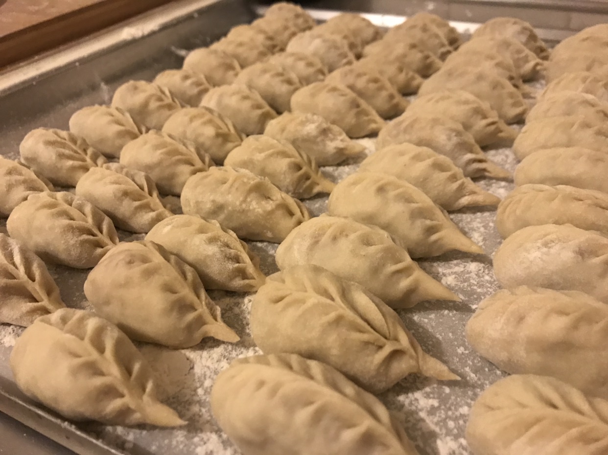 饺子吃一口