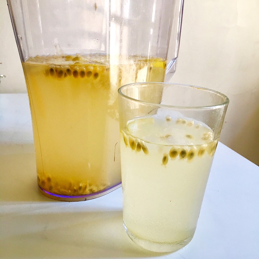 夏日解暑 百香果柠檬水🍋