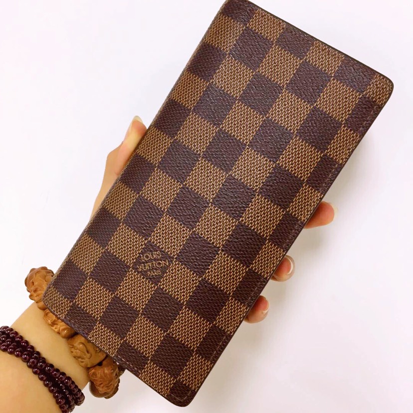Louis Vuitton棋盘格纹Damier拉链式长款钱包