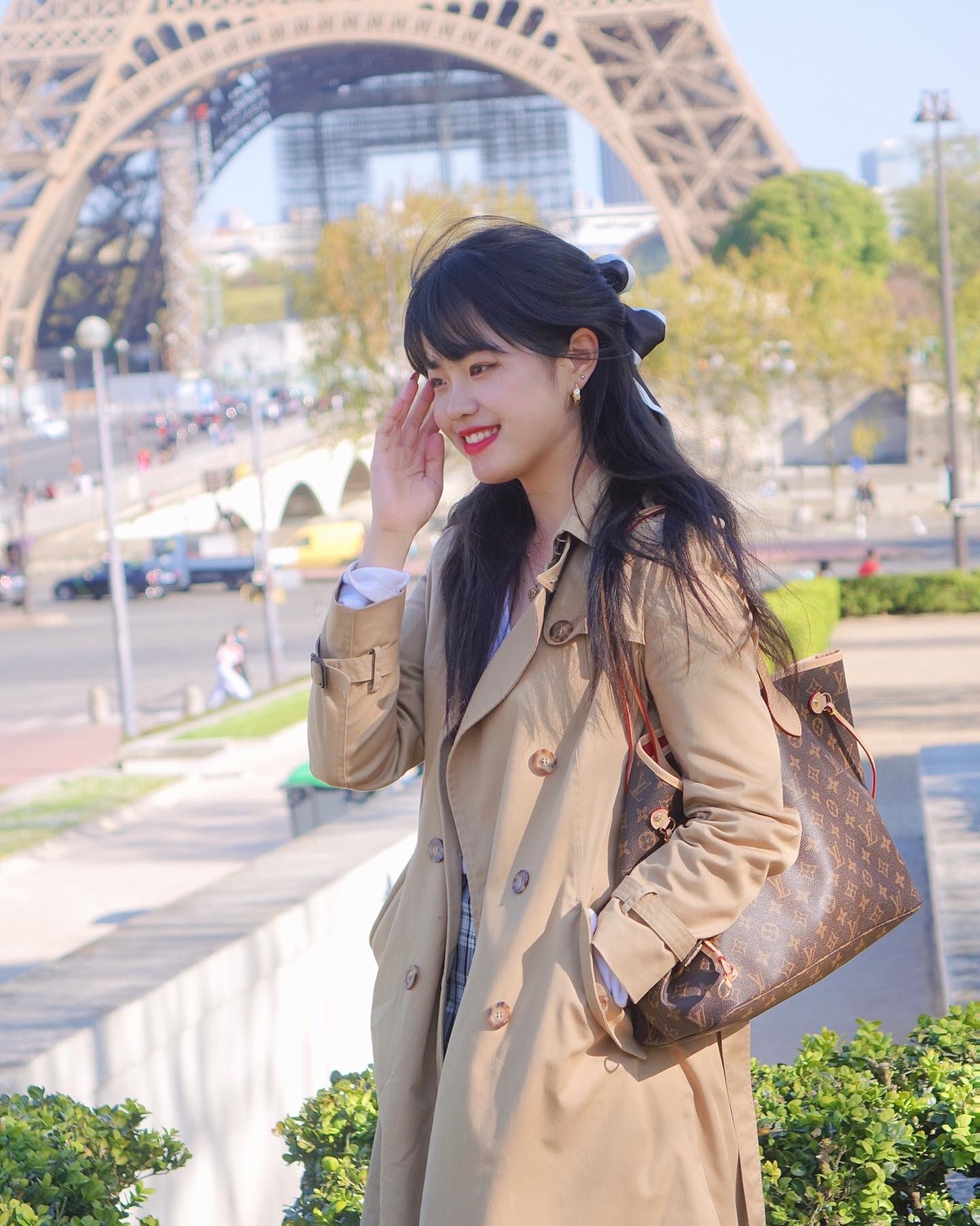 OOTD｜ 快去和铁塔合照吧✨🌞❤️