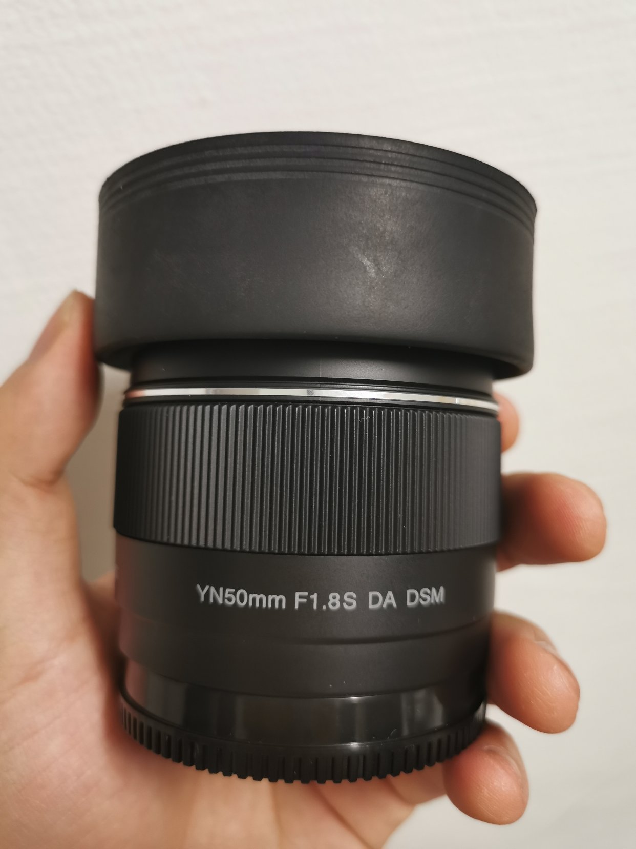 永诺 50mm f1.8 索尼e卡口半画幅定焦镜头