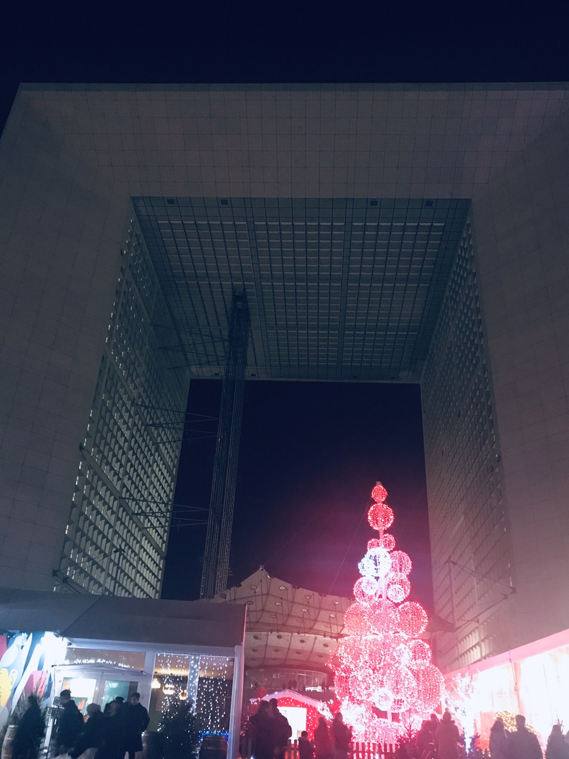 天天下班就路过的la defense圣诞集市
