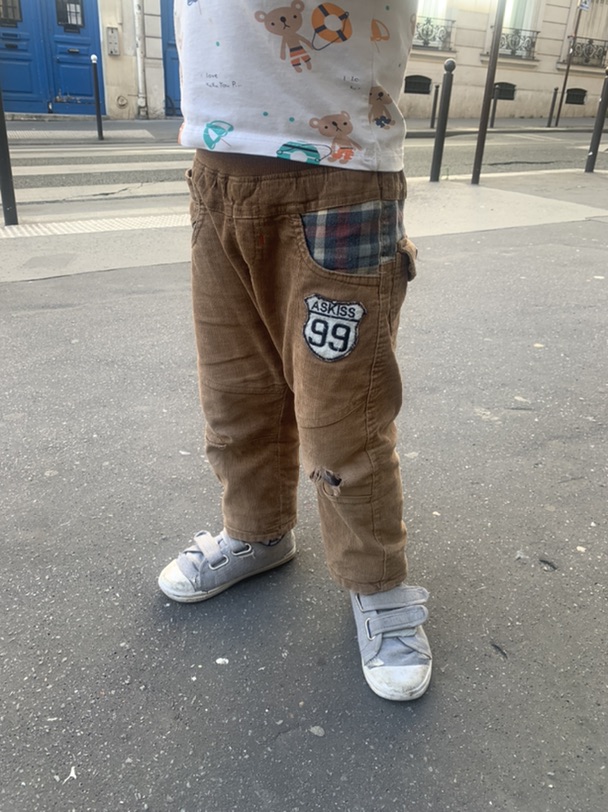 条条裤子破洞🤣