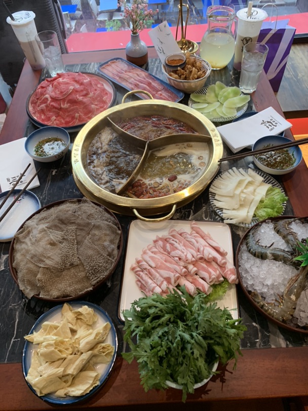 半夜三更来放毒