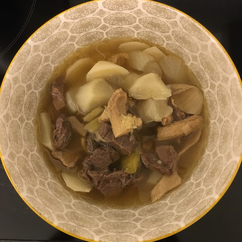还记得广州街边卖的萝卜牛杂吗？