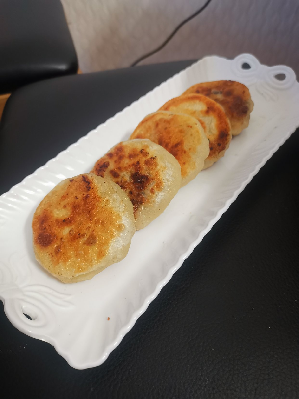 爆汁馅饼