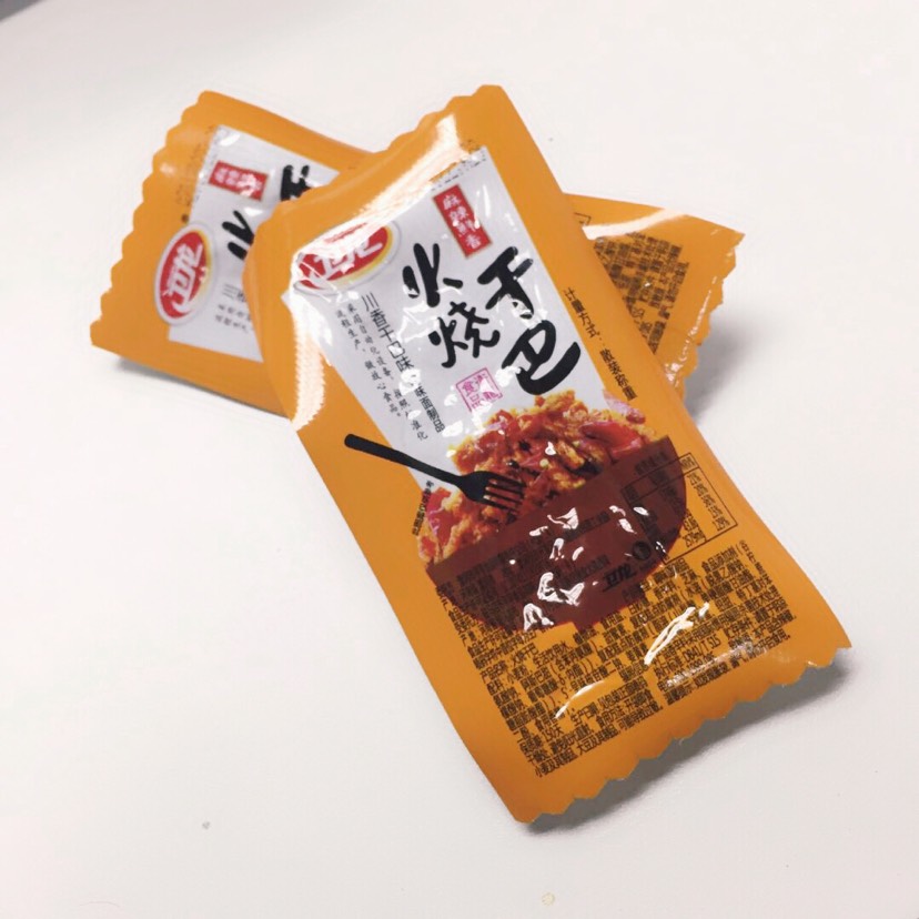 逗嘴零食之火烧干巴