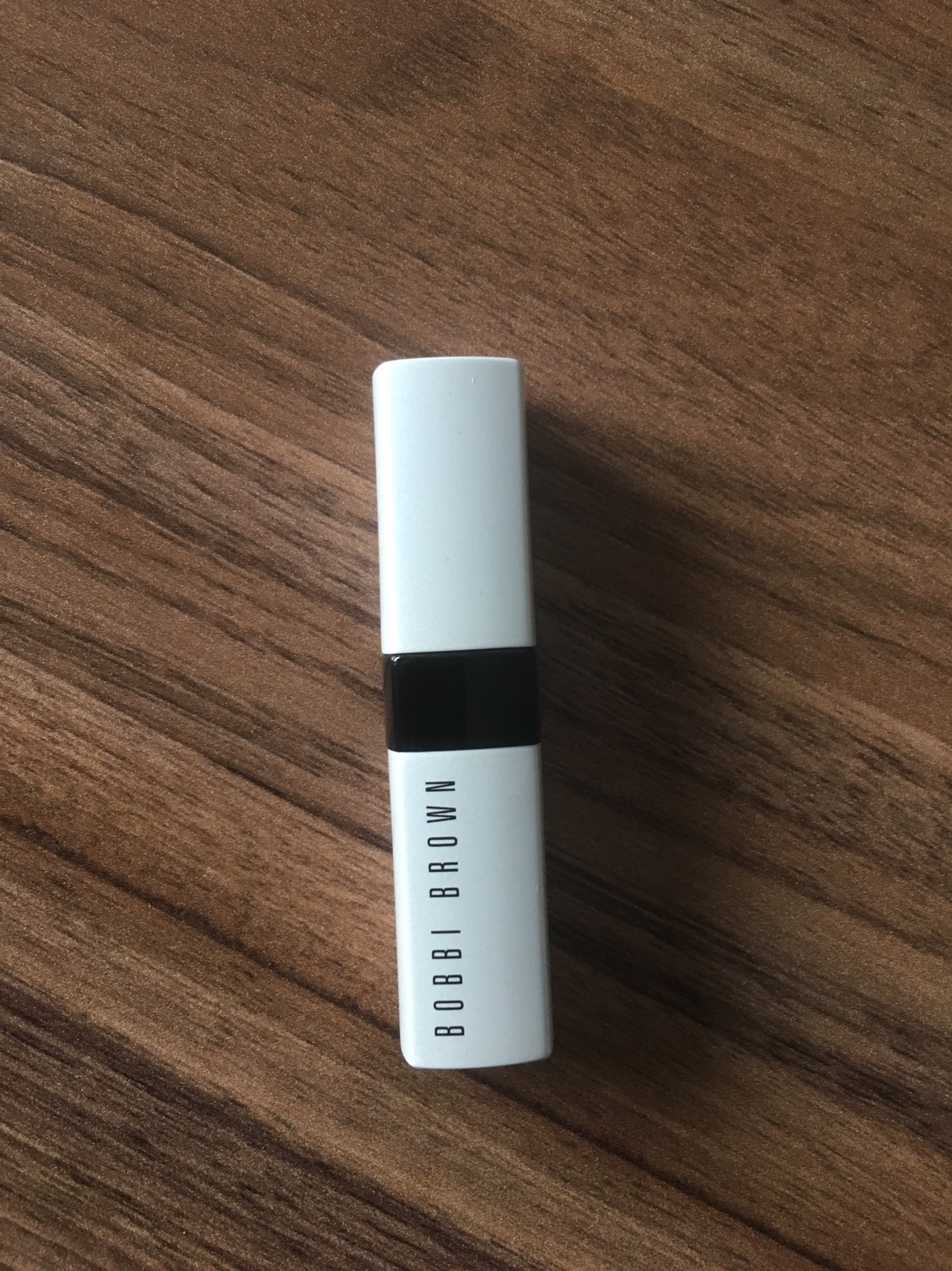 吹爆Bobbi Brown这款润唇膏！💄