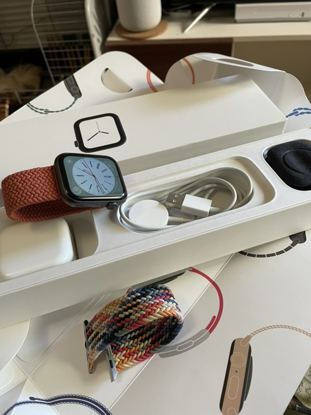 apple watch series 4 44mm 已出