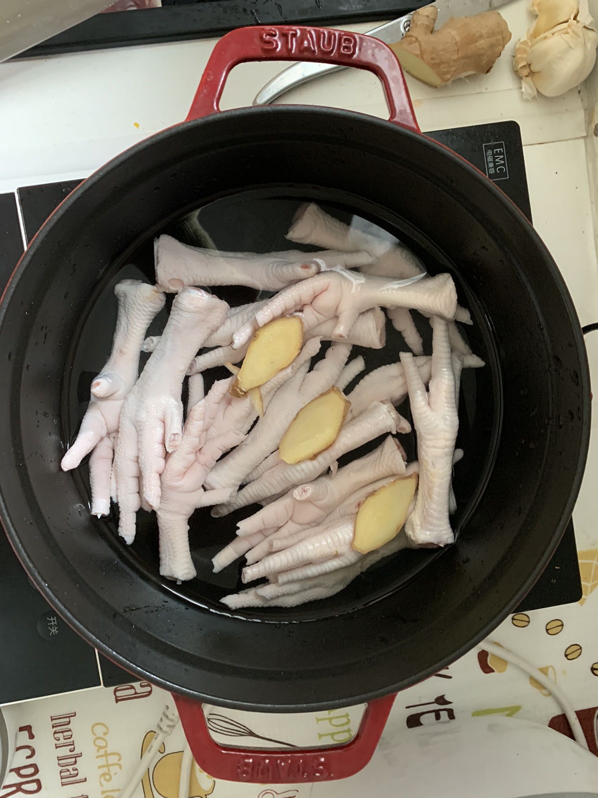 好吃的虎皮鸡爪做起来