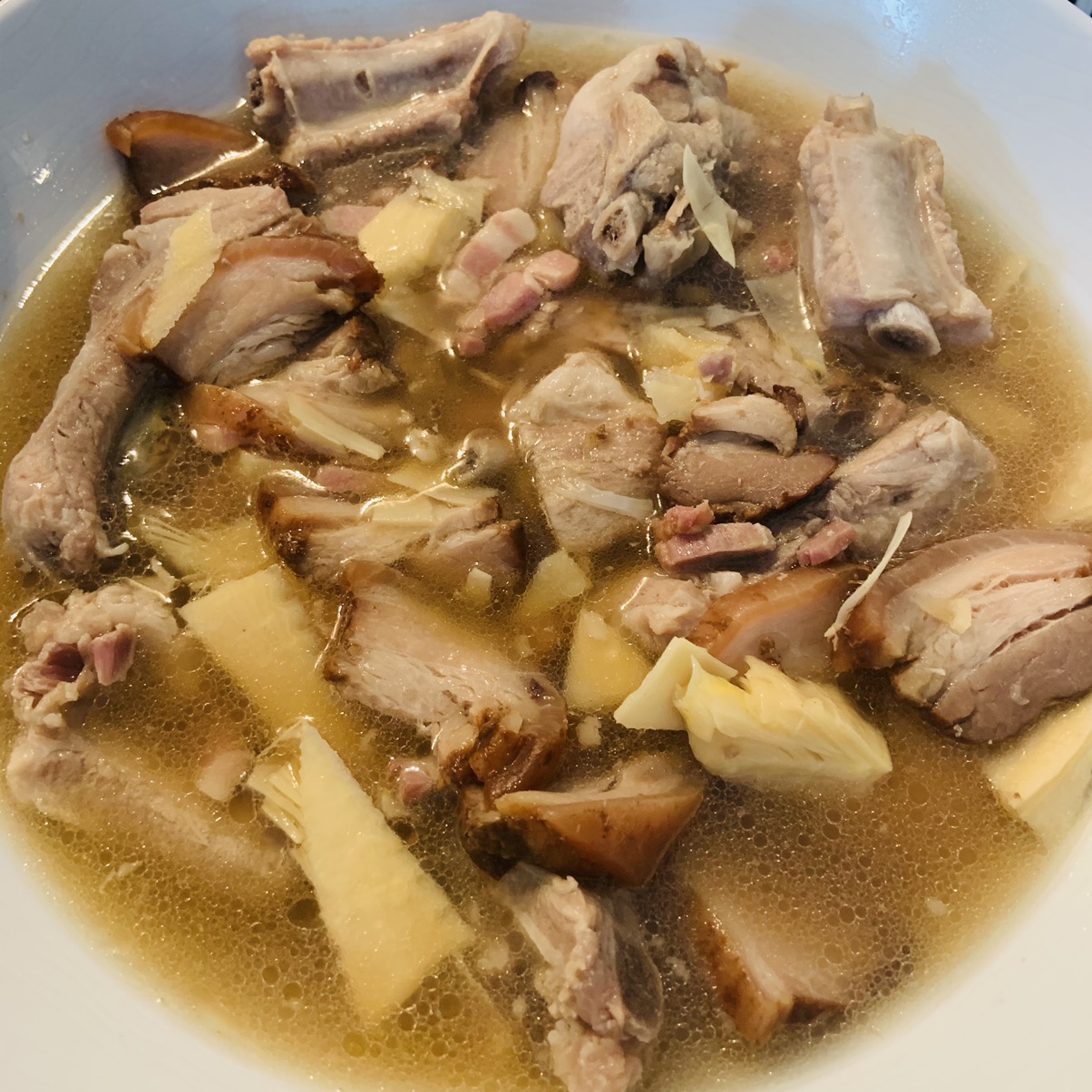 过年吃点特别的，“腌笃鲜”来一碗。