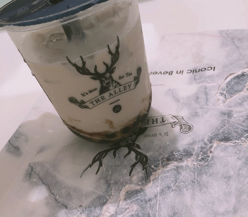 打卡网红奶茶 