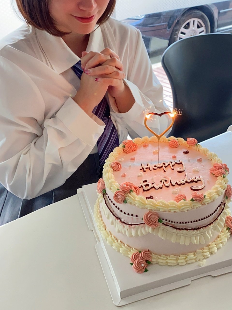 25岁💕第一次订生日蛋糕成功下车