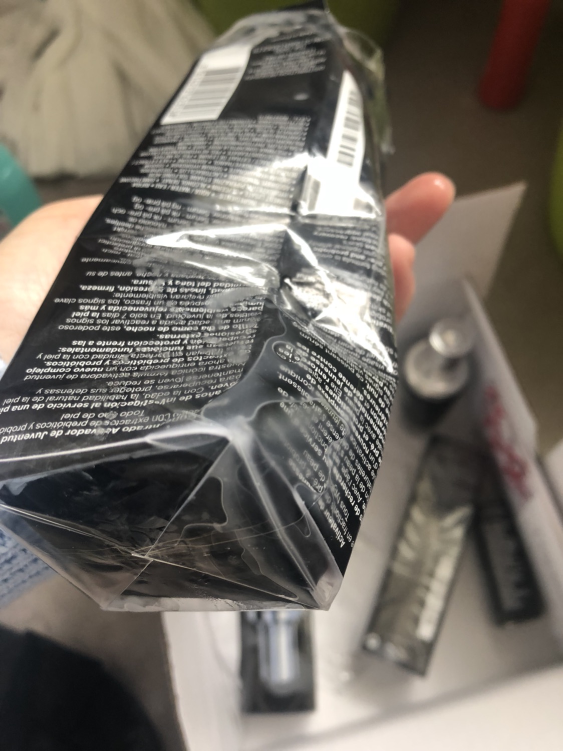 小黑瓶碎了……