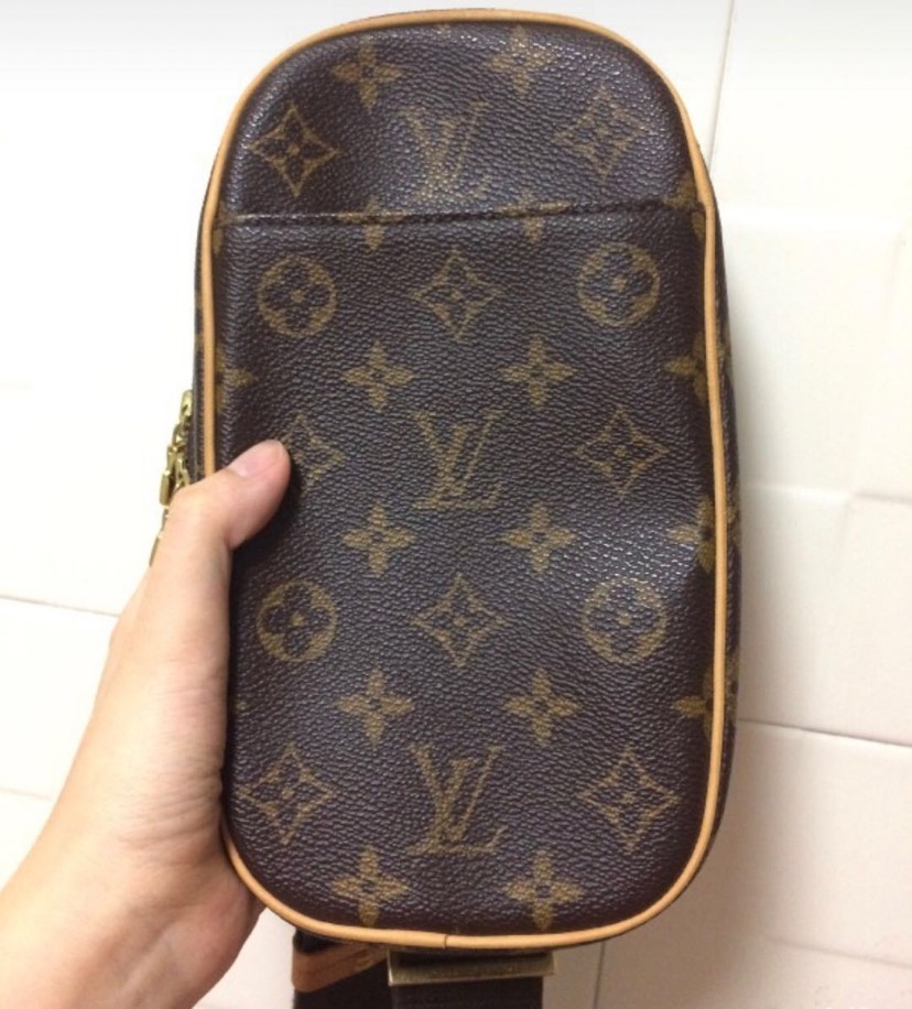 VC家入的LV中古胸包