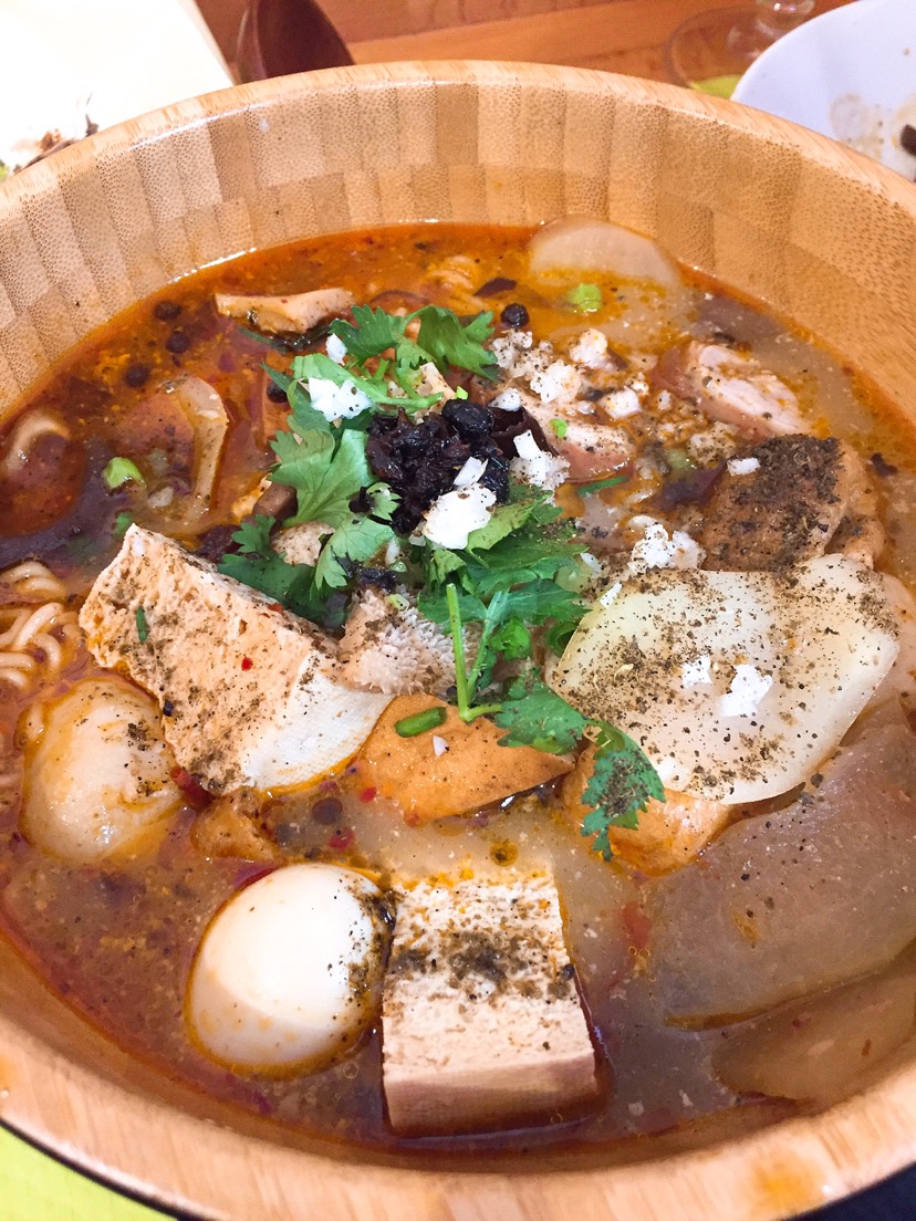任性发食物的表姐……唯有美食和爱不可辜负