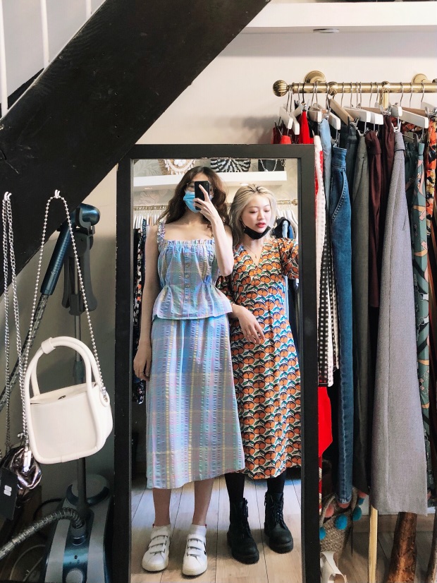 逛到一家好喜欢的韩风服装店