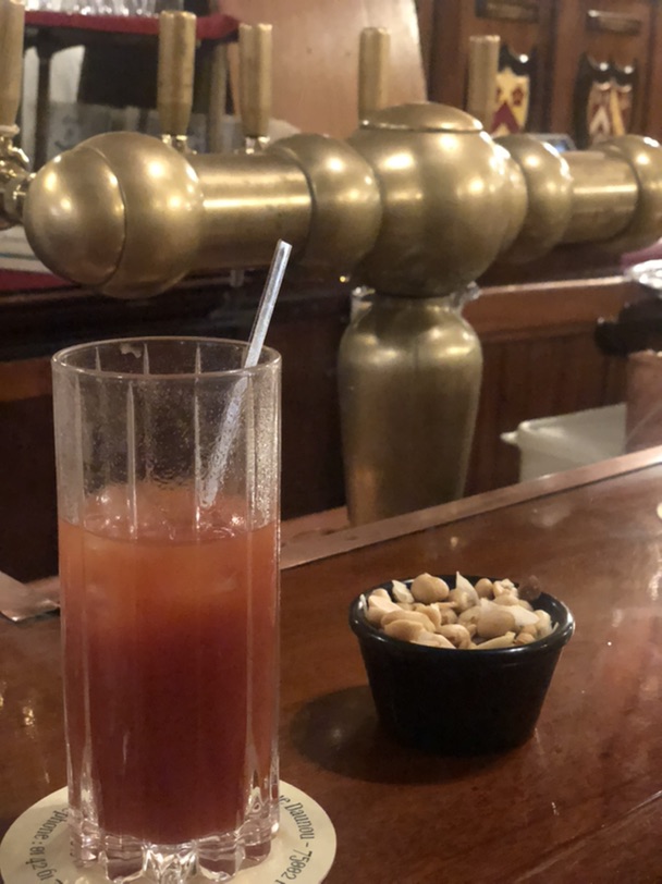 鸡尾酒血腥玛丽诞生地 巴黎Harry‘s Bar