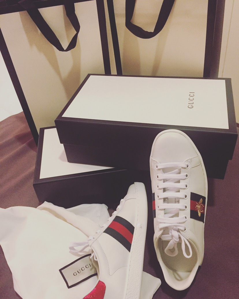 Gucci小白鞋 凉鞋/意大利The Mall打折村