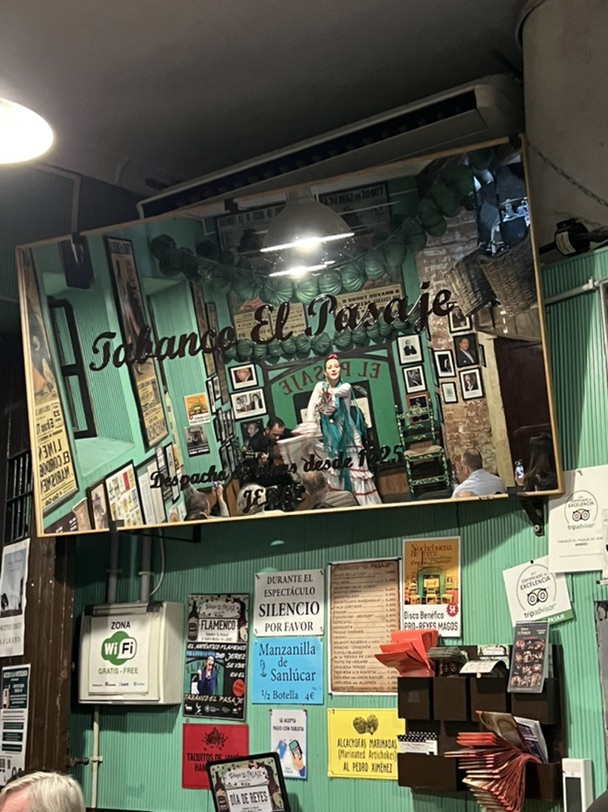 会在桌子上算账的🇪🇸小酒馆！