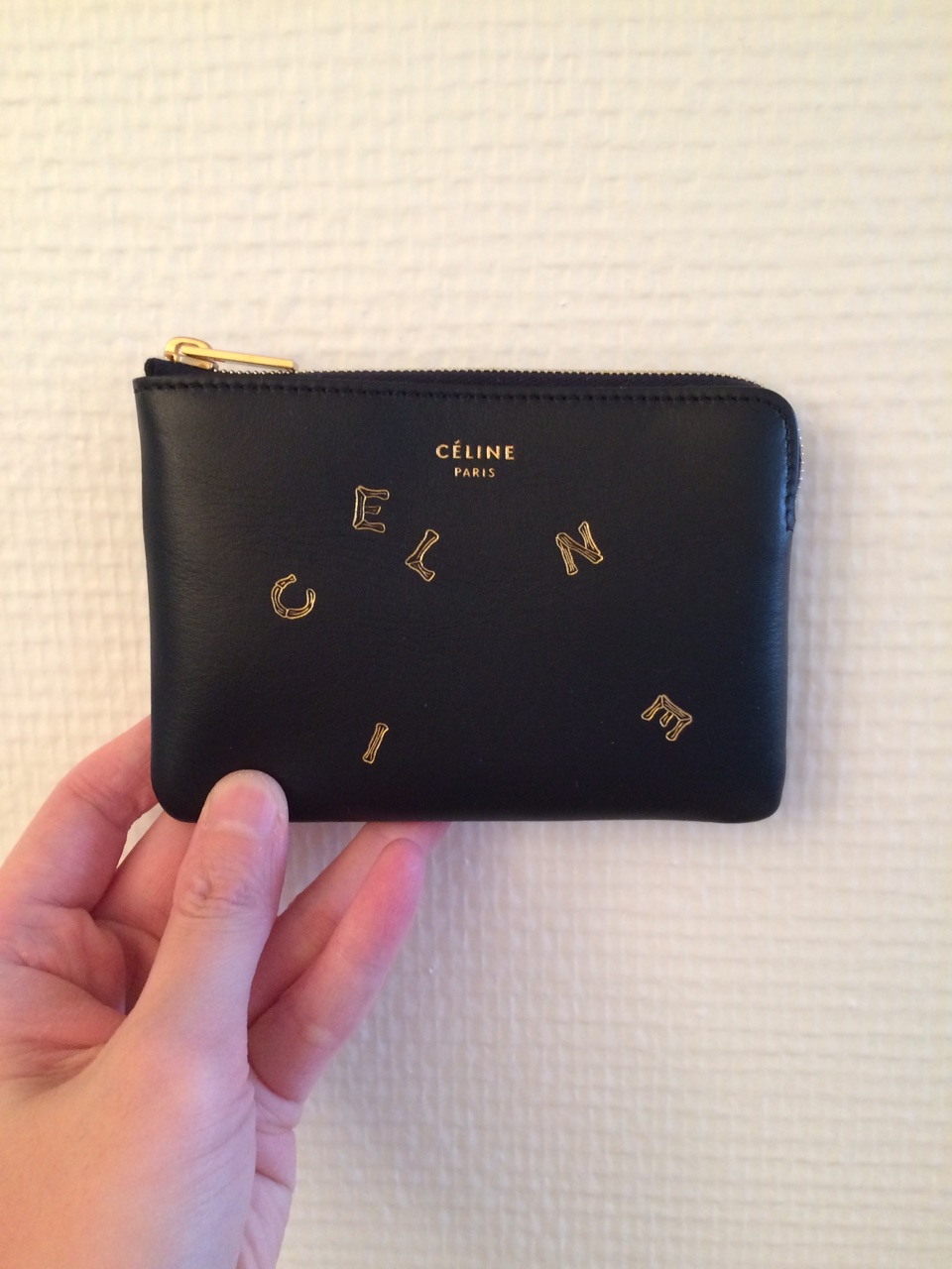 我在河谷拔的草Loewe、Céline 小钱包