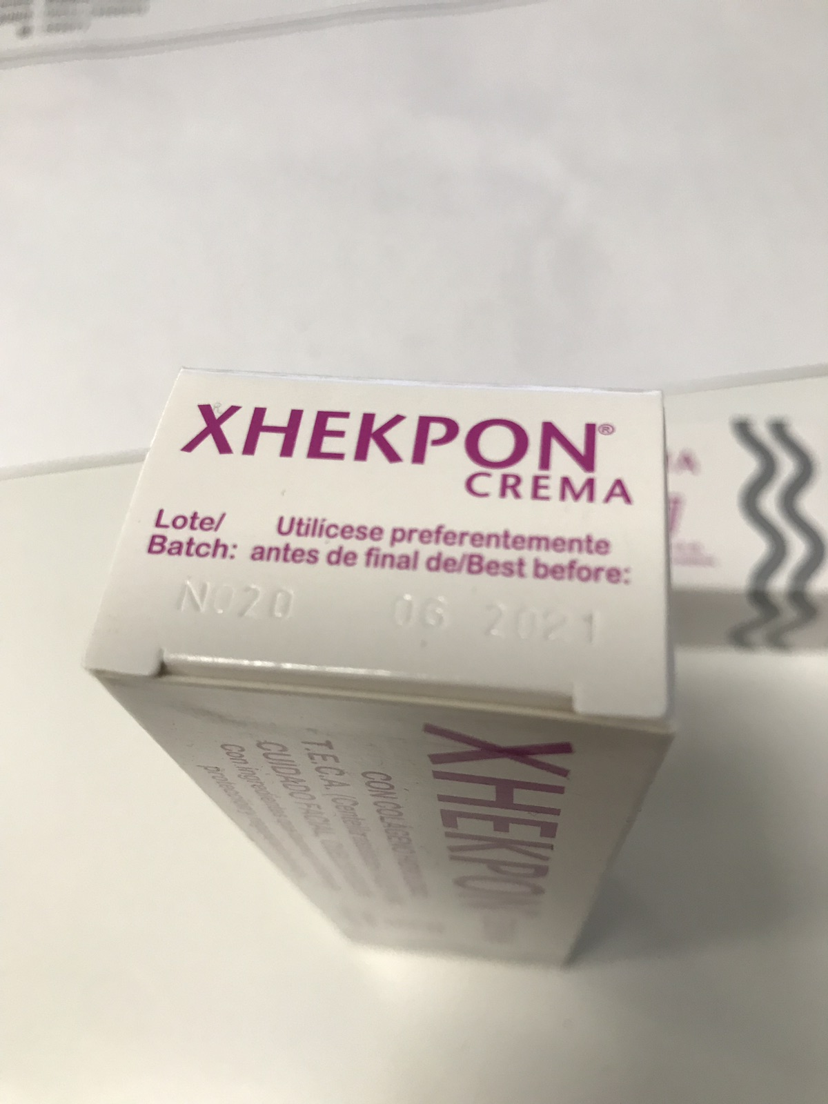 XHEKPON颈霜12€/2支
