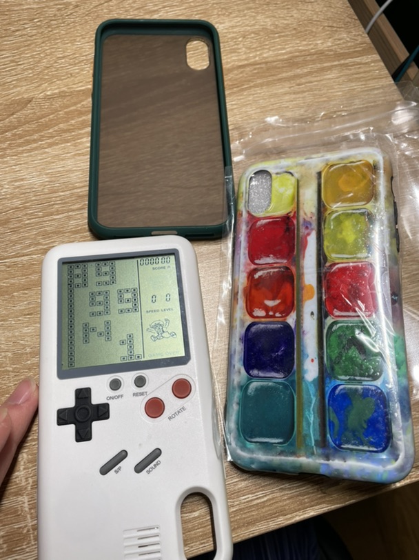 iPhone X 64G 送三个保护壳 已卖