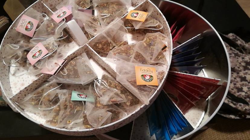 小象花草茶礼品盒～