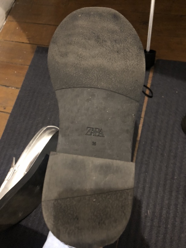 出zara鞋