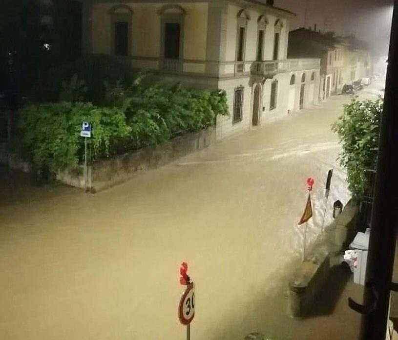 佛罗伦萨遭遇大雨