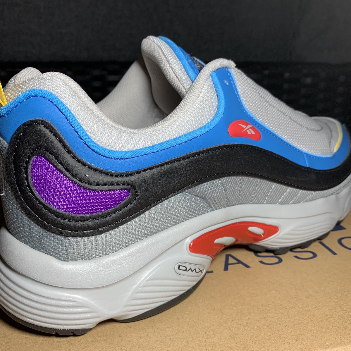 闲置全新reebok