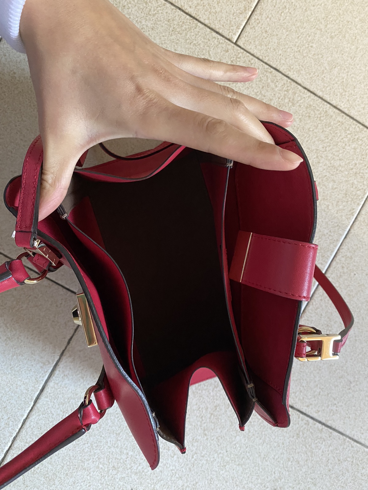 9成新Furla 包包