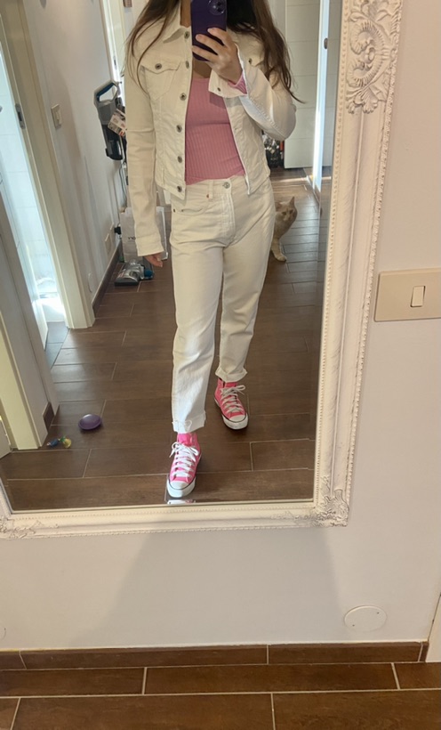 秋冬穿搭高利用率单品——白裤子