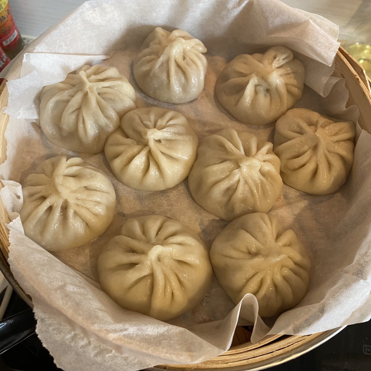 熬了三小时的牛筋汤成就了今日的灌汤包
