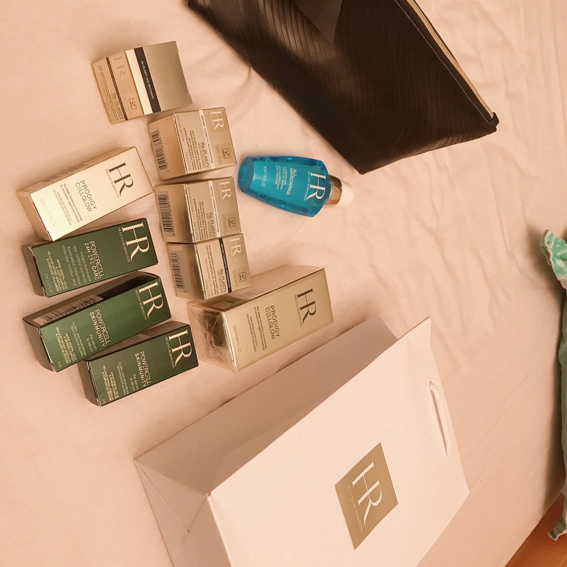 赫莲娜后悔只买了一单…