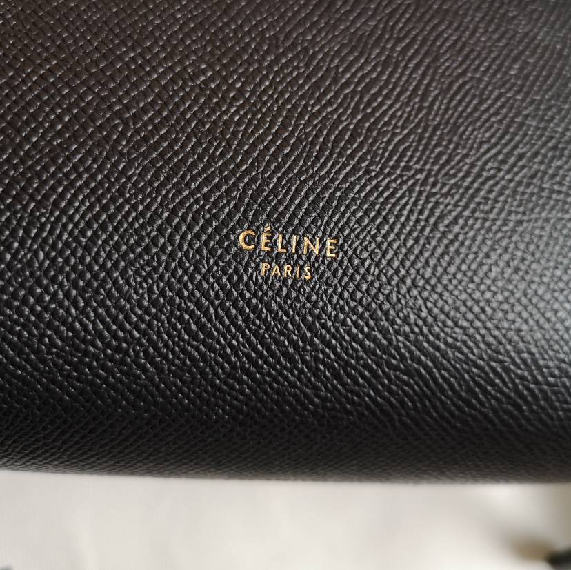 致即将离我们而去的céline