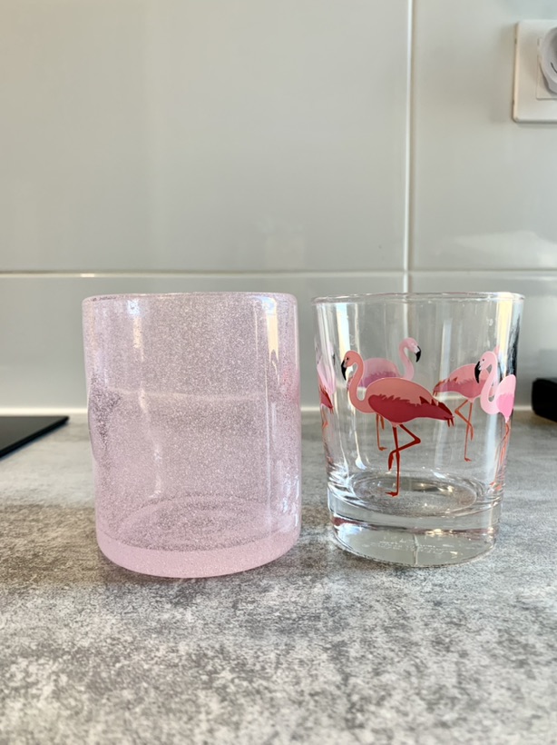 出闲置：便携熨烫机、水杯