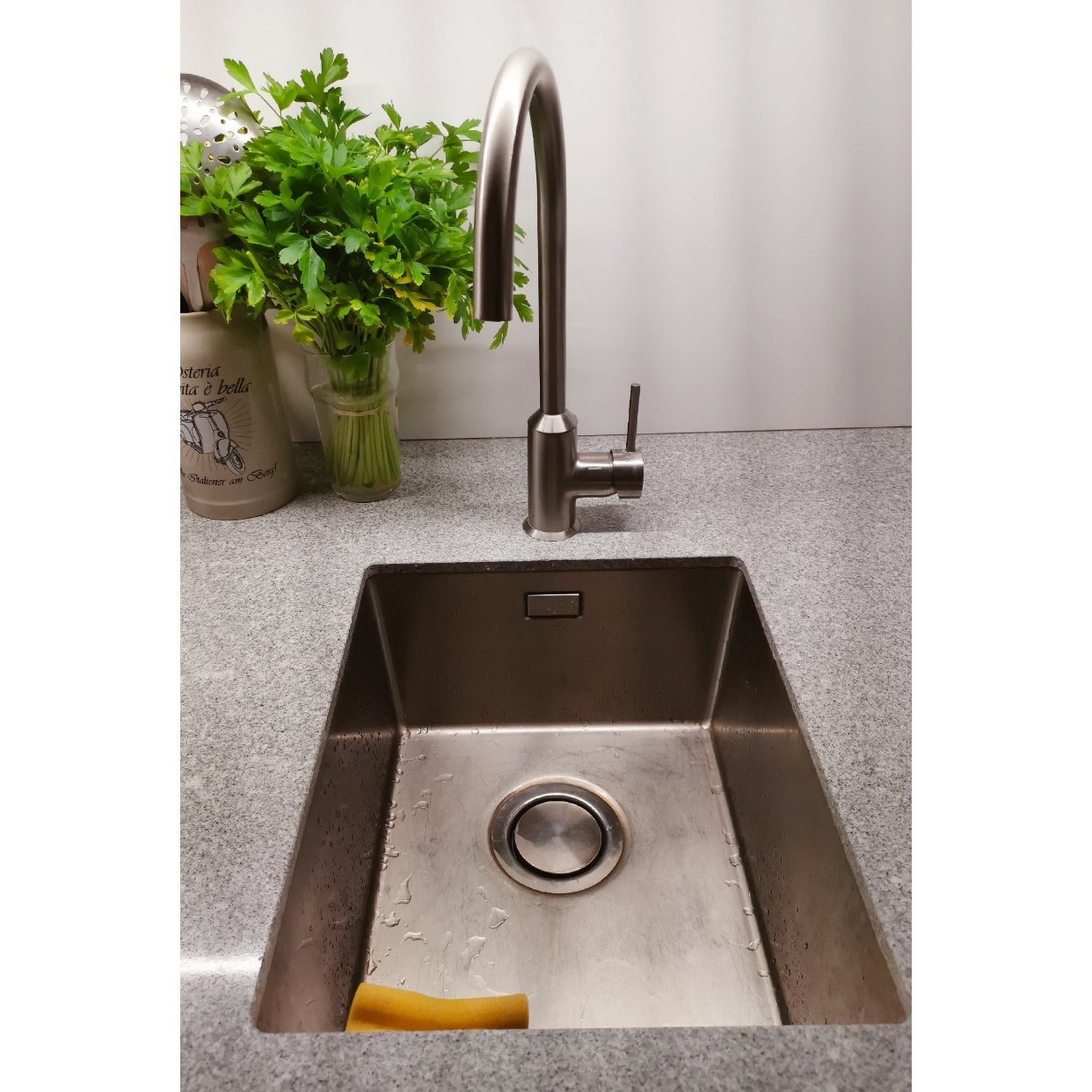 🇮🇹家人来我家做客后，被各种国产神货种草！—水池不锈粘钩