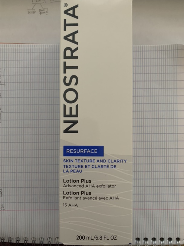 20€出芯丝翠neostrata果酸身体乳AHA15