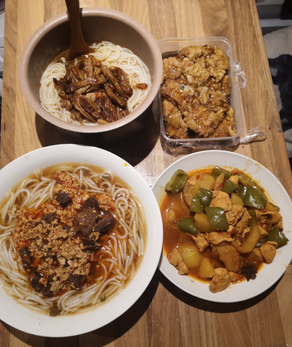 疫情期间靠外卖续命