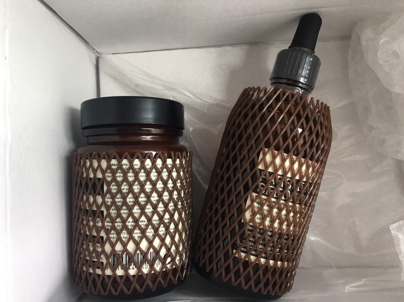 期待的包裹。。Aesop。。