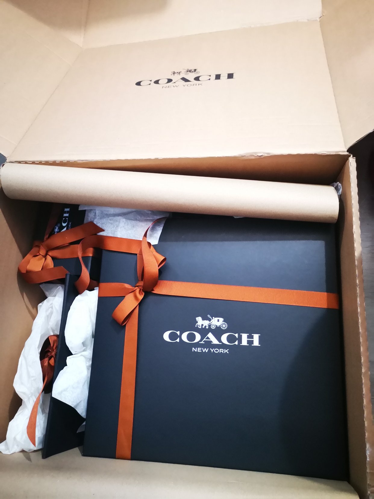 Coach收货🥳好棒，拆礼物