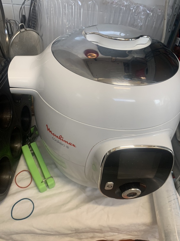 银耳莲子羹出胶技巧