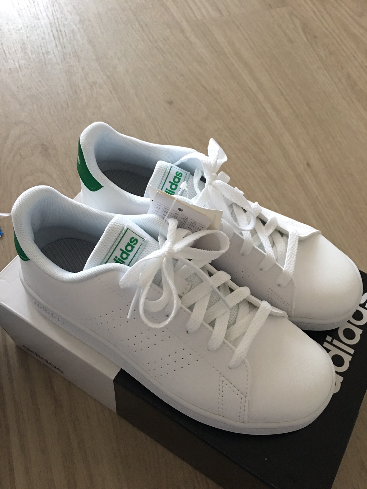 adidas折上8折👍