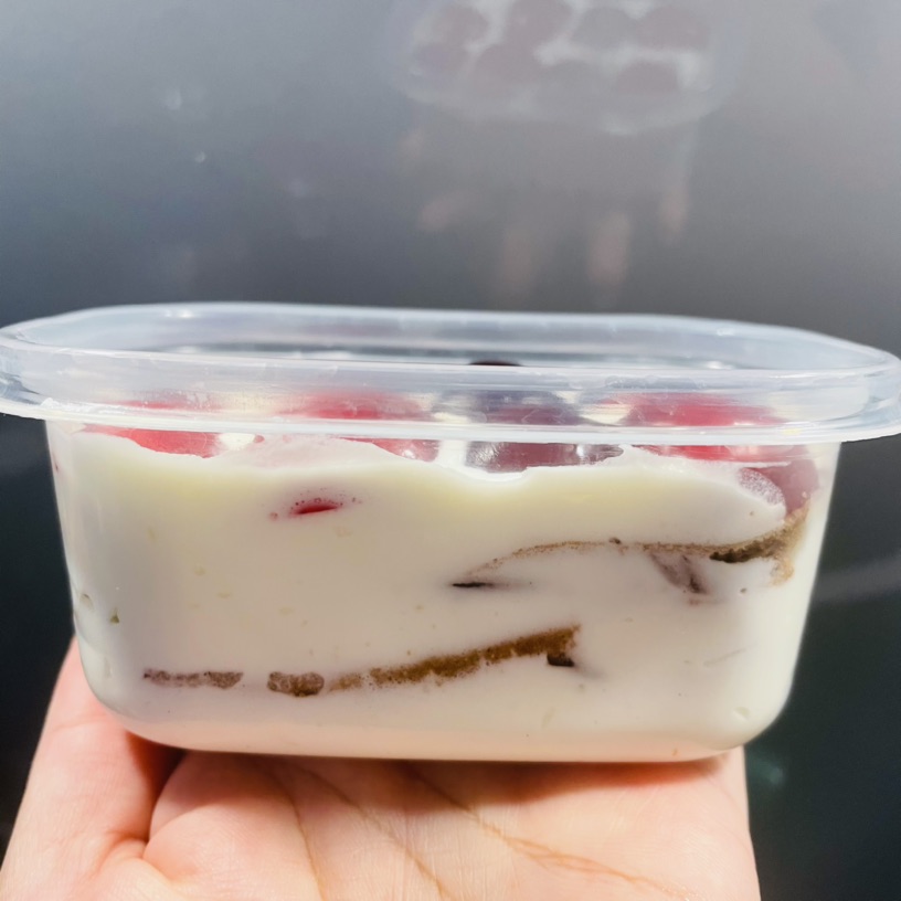 深夜放毒～为明天海边野餐准备的蛋糕卷～