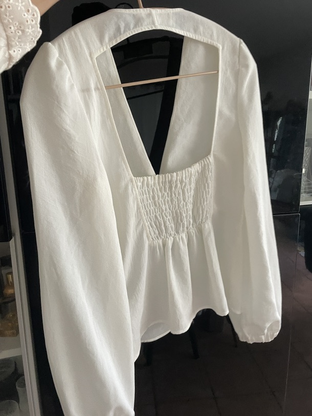 出bash blouse