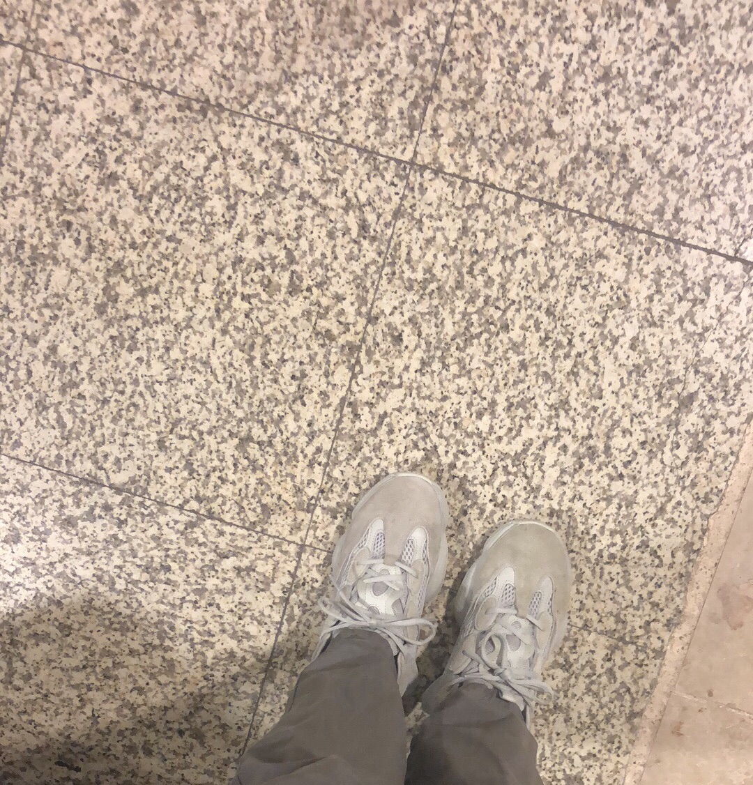 捉住不严谨的小编
