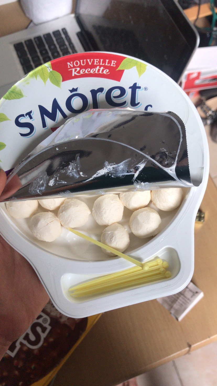 请问支票的话 是直接拿到银行换嘛