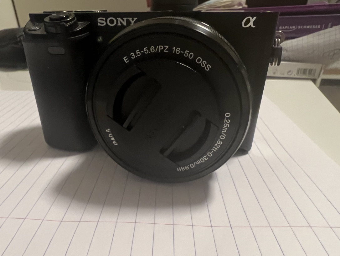 出售相机sony6000已经出了