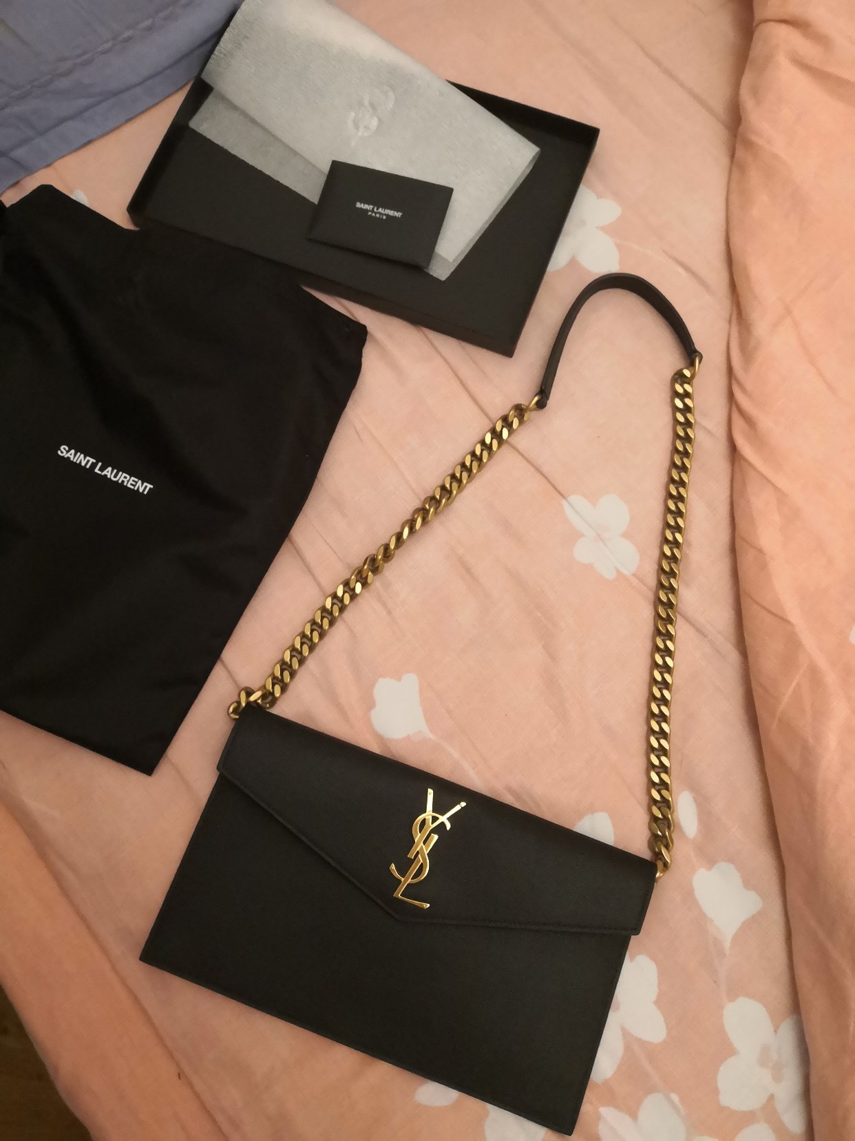 入手yves saint Laurent 手包一只